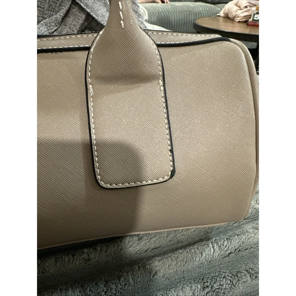 Moschino barrel tube